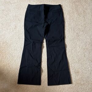 The Limited black 6S 6 short exact Stretch Pants